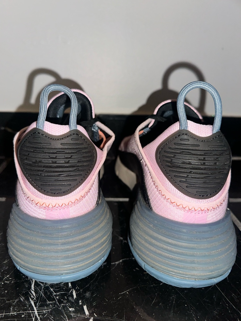 Women’s Nike Air 2000 - Picture 6 of 7